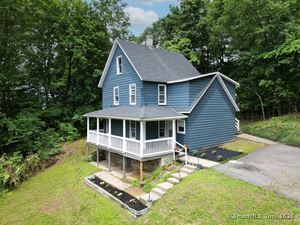 Homes for sale in Waterbury, CT | 468 Perkins Ave, Waterbury, CT 06704 | MLS# 24080226