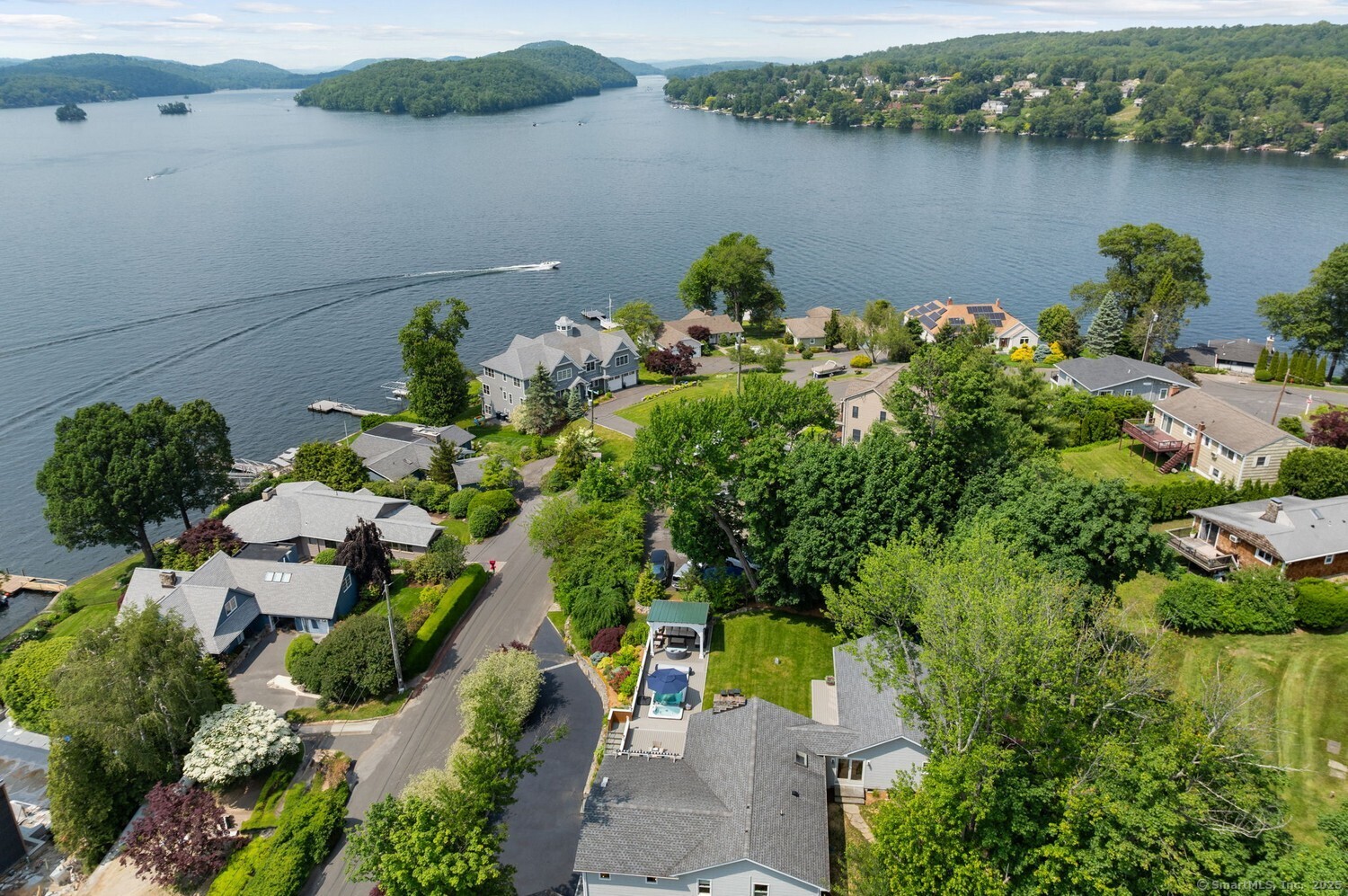 113 Lake Shore, Brookfield, 06804, 4 Bedrooms Bedrooms, ,3 BathroomsBathrooms,Residential Rental,For Sale,Lake Shore,24110124