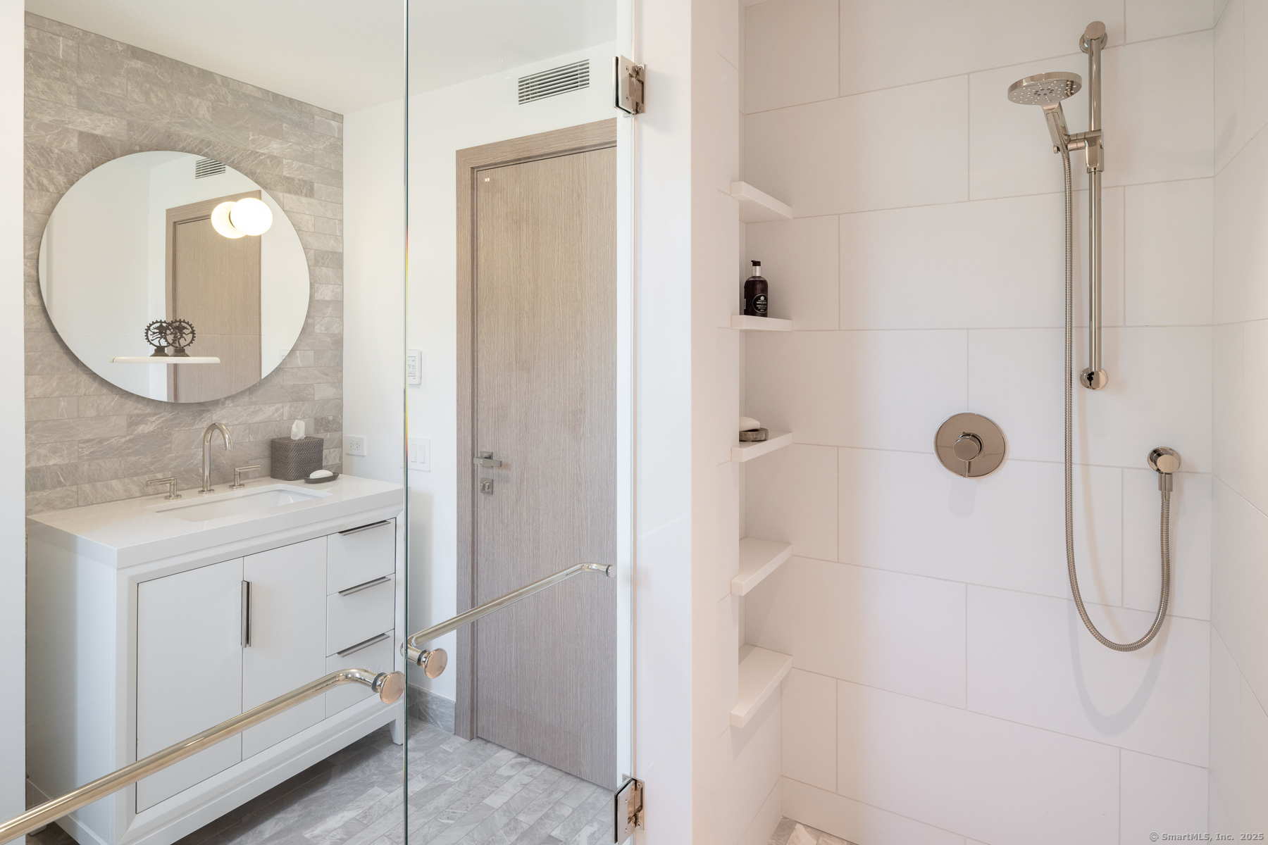 Photo 20 of 636 Steamboat Road, Greenwich, CT