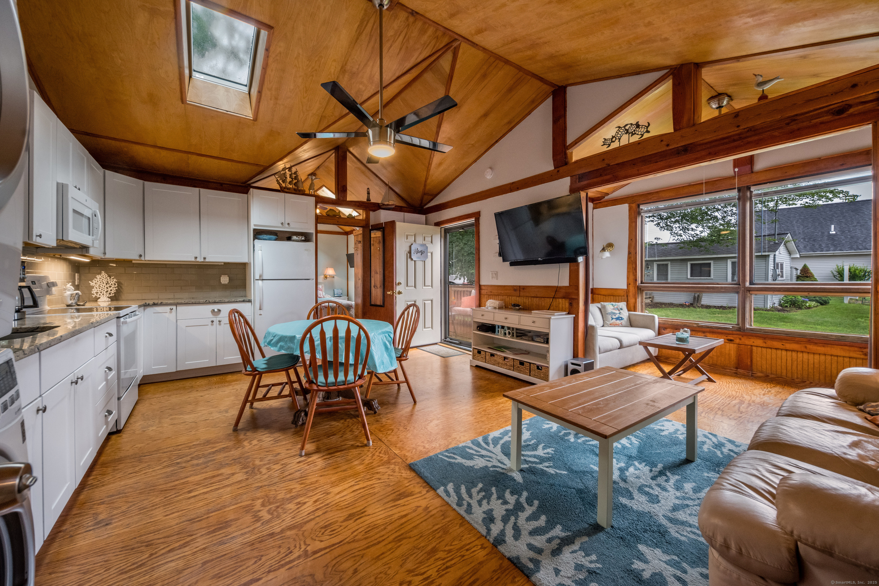 76 South, Madison, 06443, 1 Bedroom Bedrooms, ,1 BathroomBathrooms,Single Family For Sale,For Sale,South,24110186