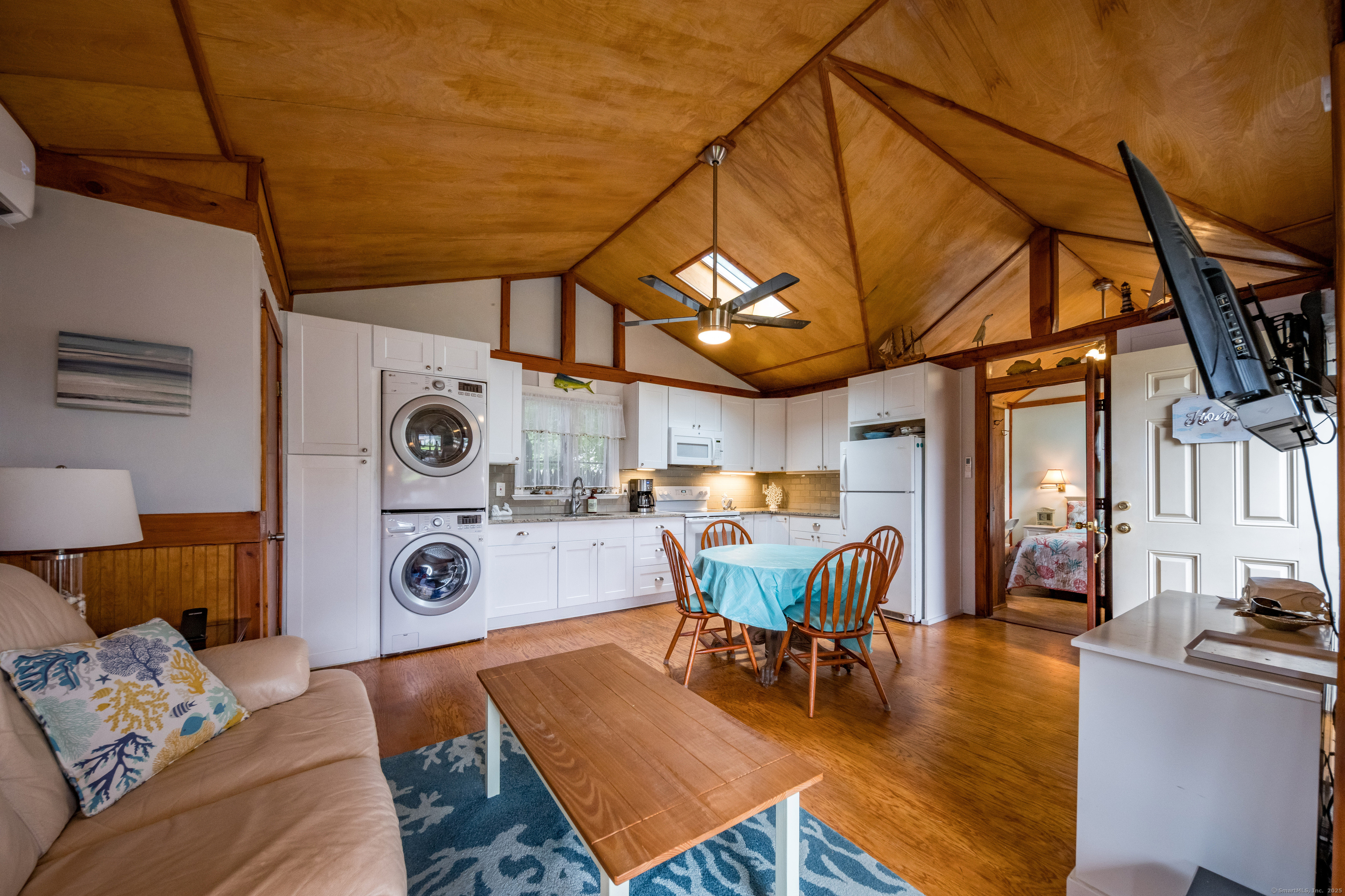 76 South, Madison, 06443, 1 Bedroom Bedrooms, ,1 BathroomBathrooms,Single Family For Sale,For Sale,South,24110186