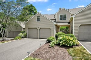 156 Governor Trumbull Way, Unit 156