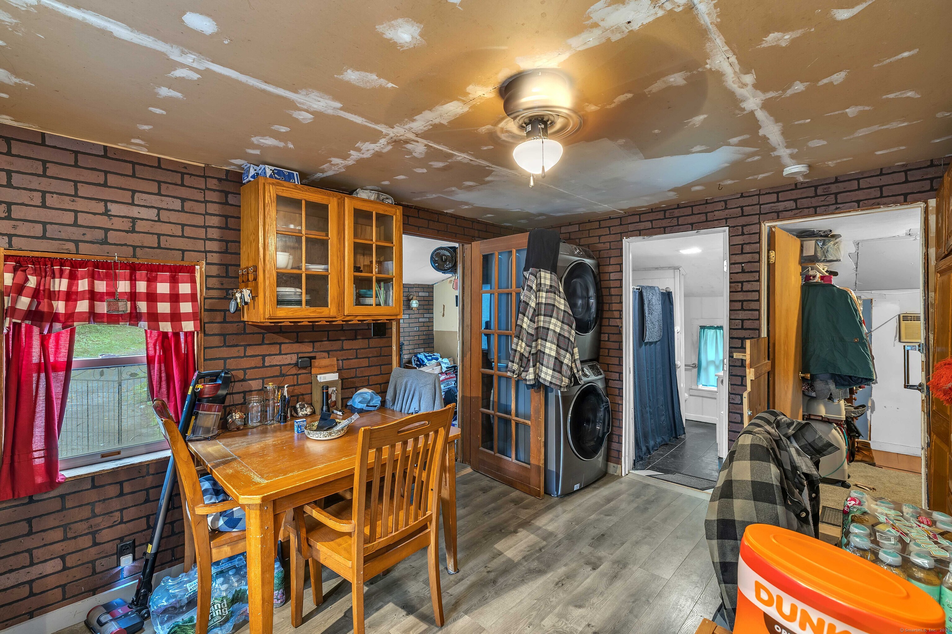 398 & 402 Boston Post, Waterford, 06385, 7 Bedrooms Bedrooms, ,2 BathroomsBathrooms,Multi-family For Sale,For Sale,Boston Post,24107216