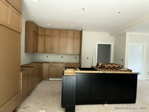 Homes for sale in Guilford, CT | 14 Village Cir #14, Guilford, CT 06437 | MLS# 170607309