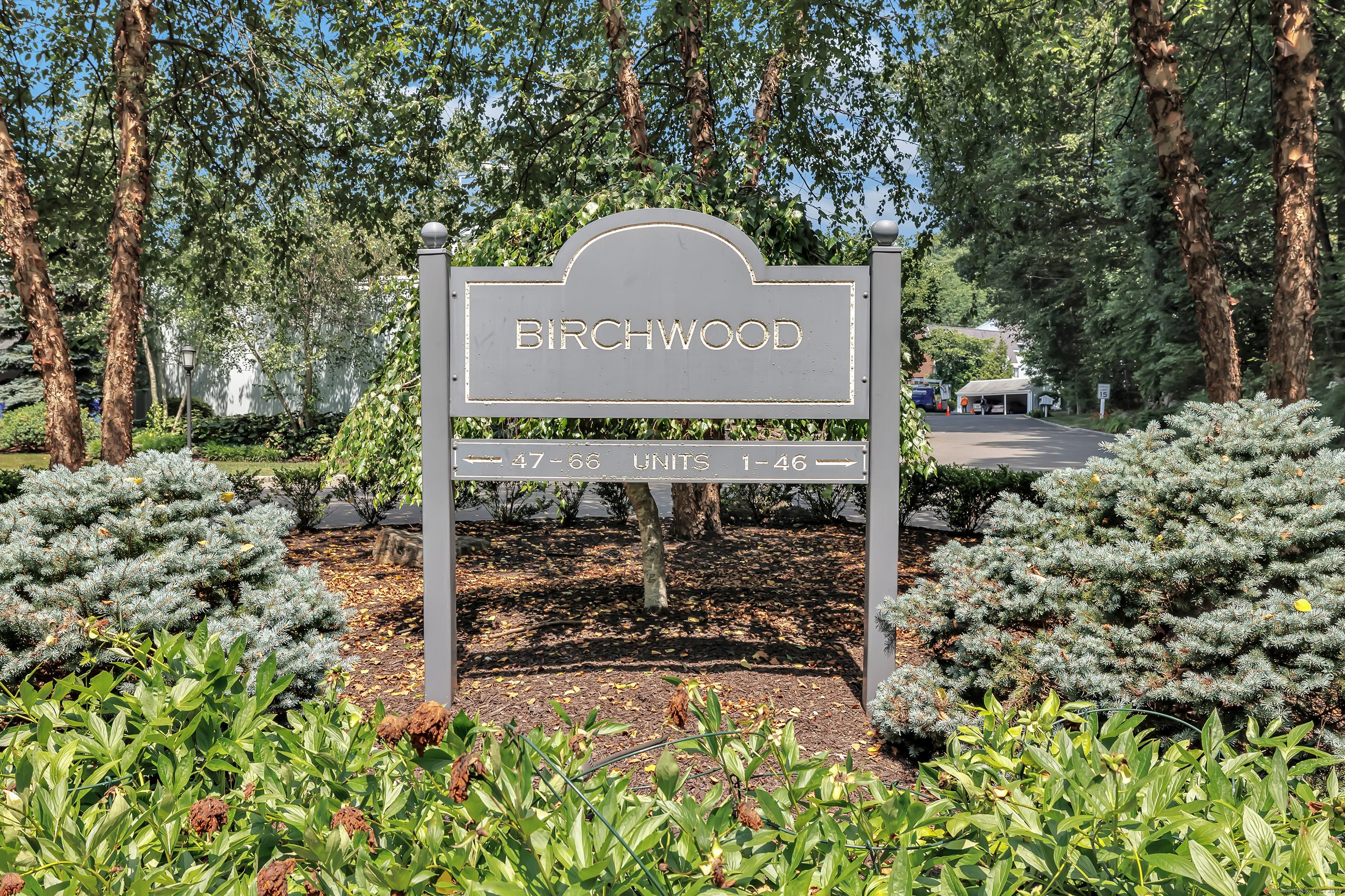 6 Hills Lane, Norwalk, Connecticut photo 1