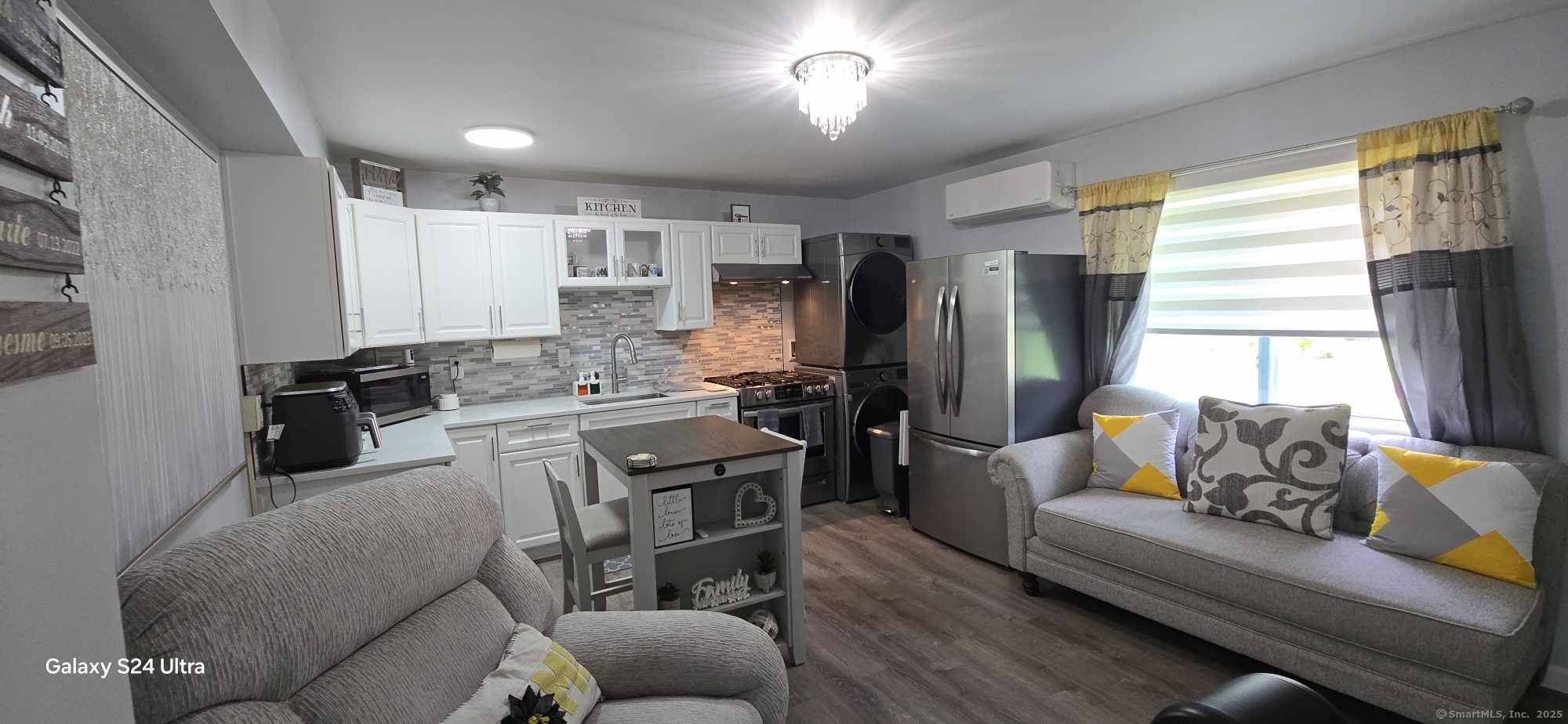 Homes for sale in Bridgeport, CT | 325 Granfield Ave #B, Bridgeport, CT 06610 | MLS# 24107982