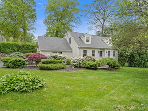 22 Rocky Ridge Drive