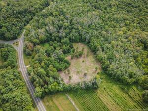 Homes for sale in New Hartford, CT | 555 Town Hill Rd, New Hartford, CT 06057 | MLS# 24110677