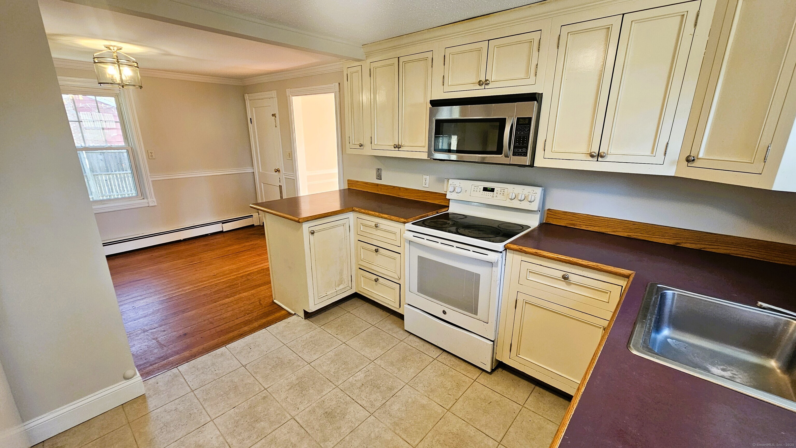 35 Meadow, Clinton, 06413, 4 Bedrooms Bedrooms, ,2 BathroomsBathrooms,Single Family For Sale,For Sale,Meadow,24110846