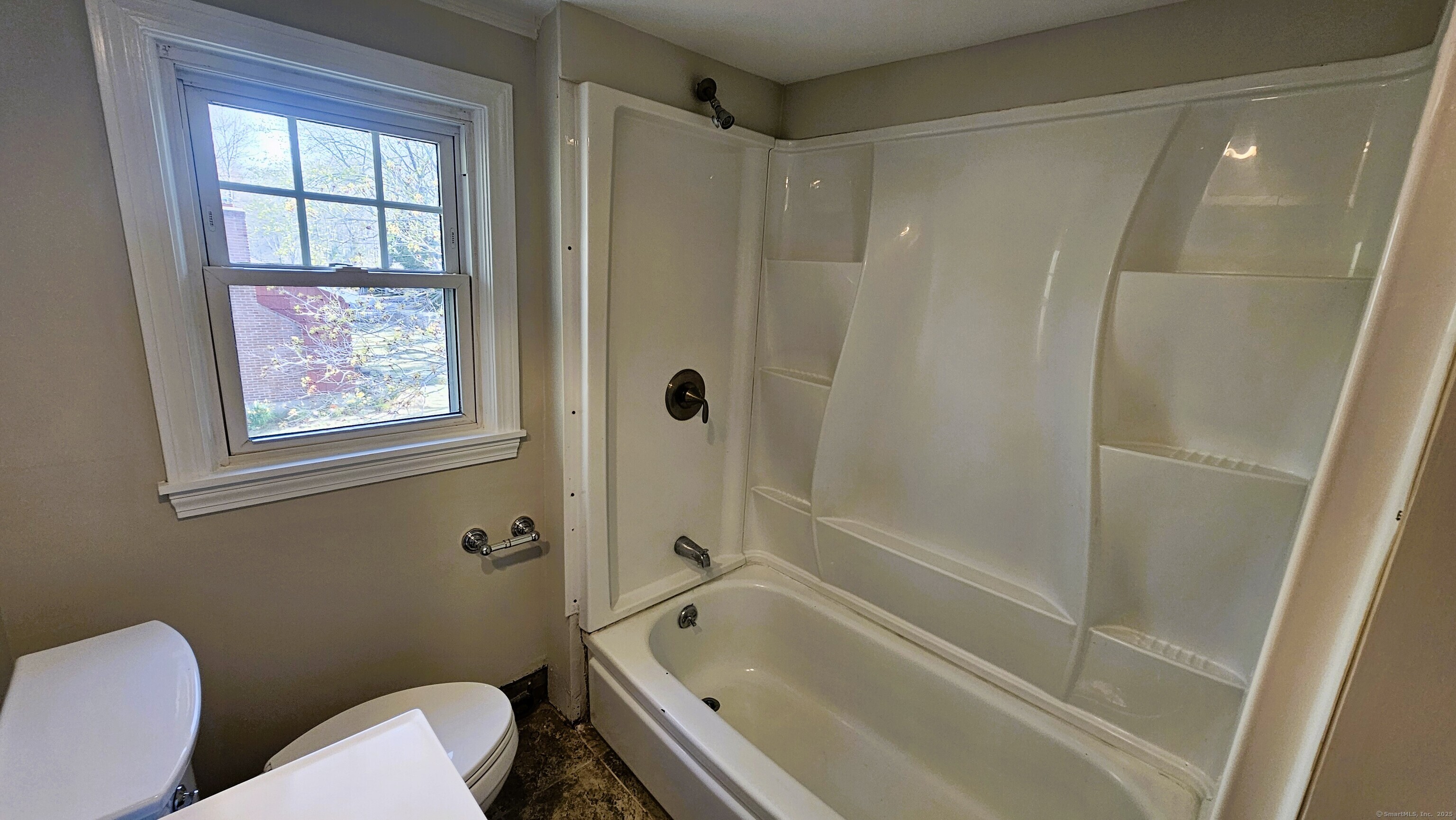 35 Meadow, Clinton, 06413, 4 Bedrooms Bedrooms, ,2 BathroomsBathrooms,Single Family For Sale,For Sale,Meadow,24110846