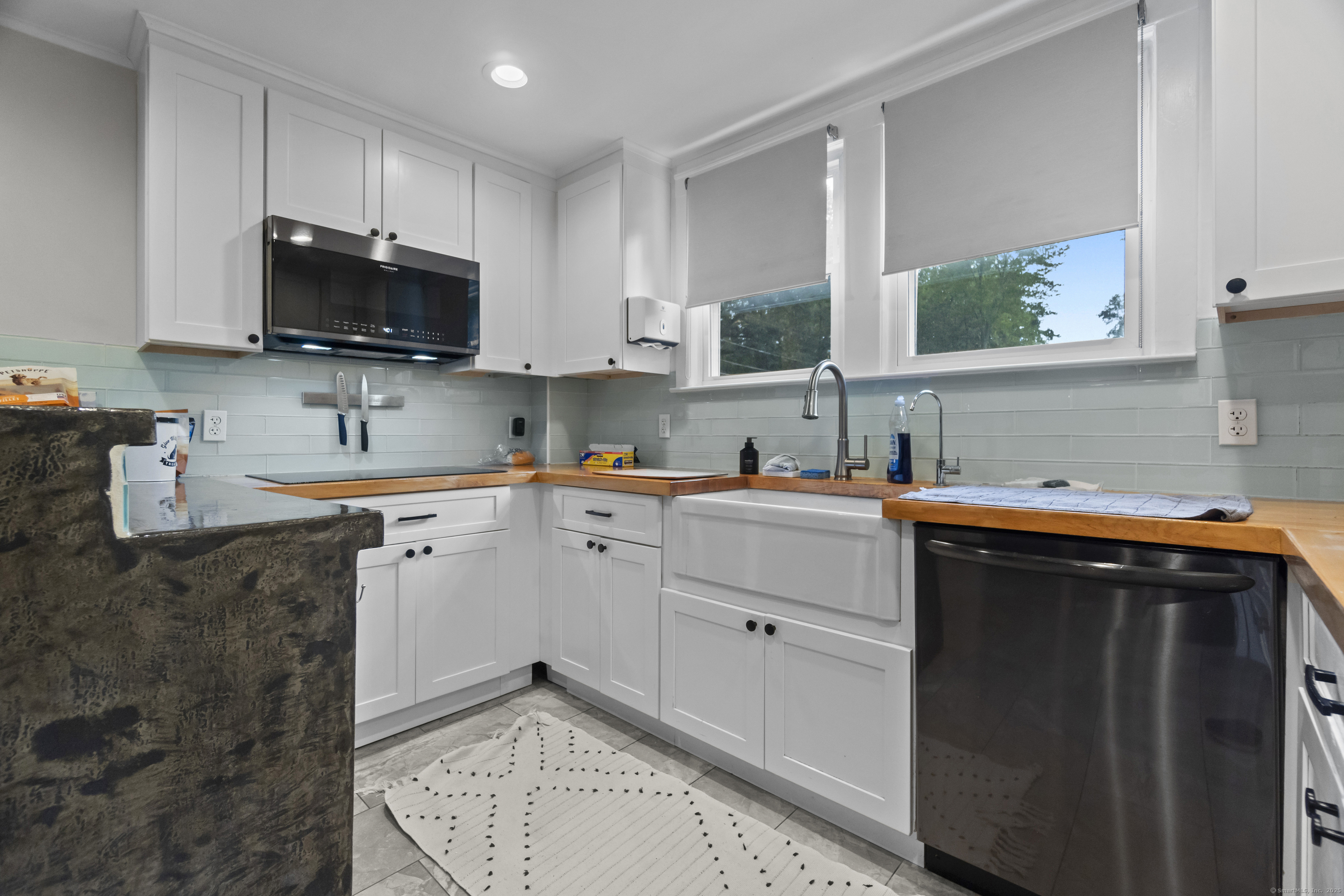 199 New England, Guilford, 06437, 3 Bedrooms Bedrooms, ,2 BathroomsBathrooms,Residential Rental,For Sale,New England,24110823