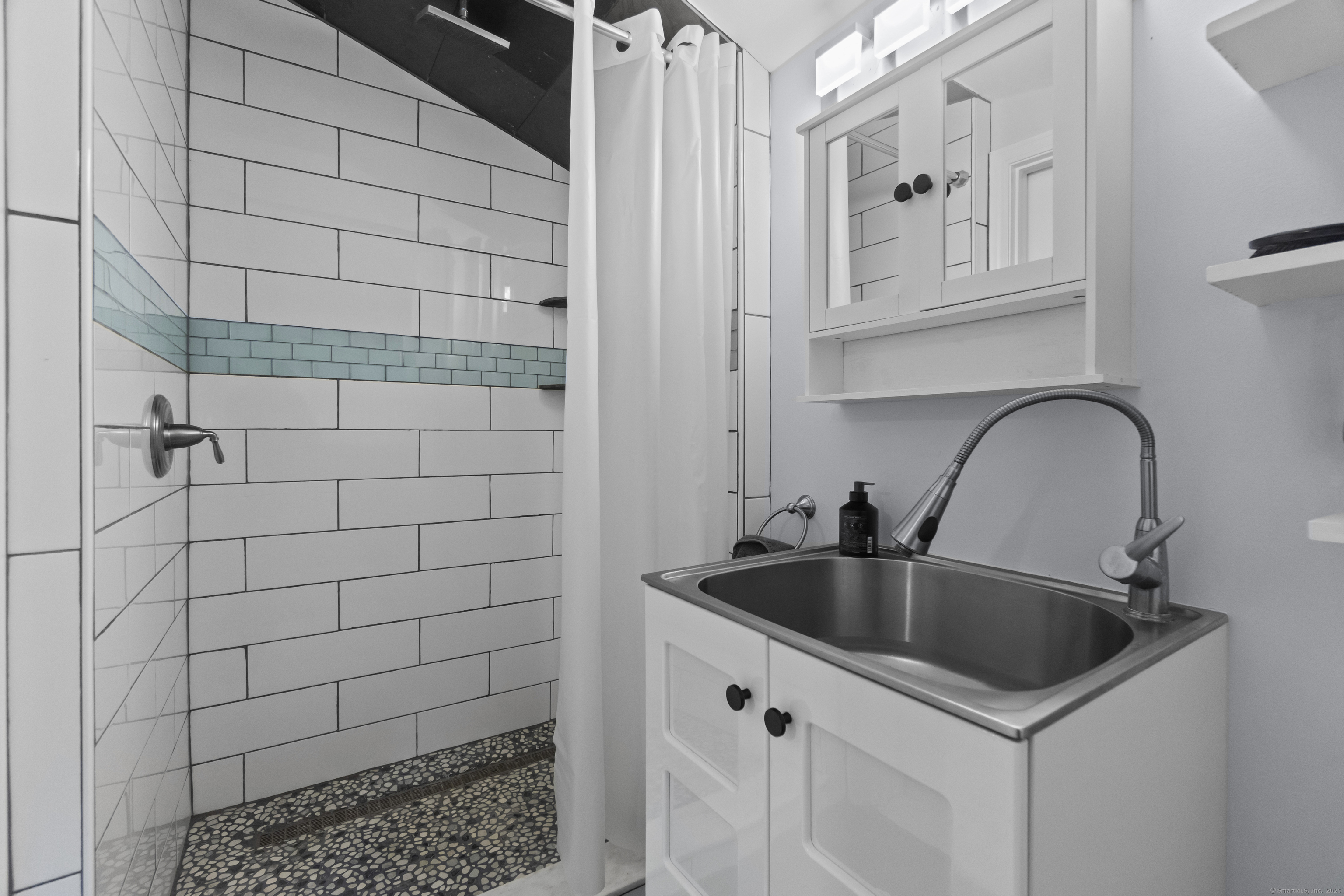 199 New England, Guilford, 06437, 3 Bedrooms Bedrooms, ,2 BathroomsBathrooms,Residential Rental,For Sale,New England,24110823