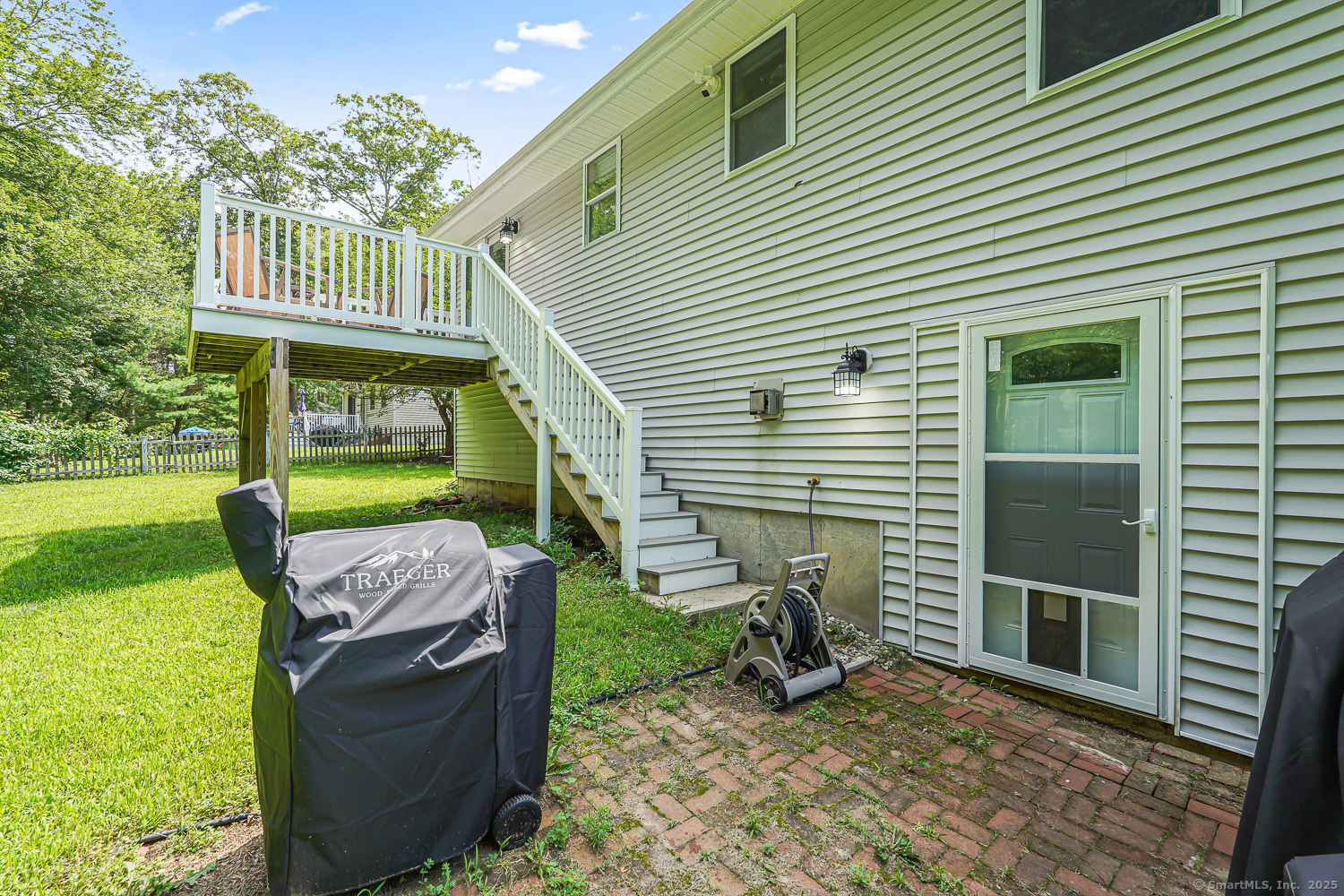 Homes for sale in Killingly, CT | 19 Thompson Pike, Killingly, CT 06241 | MLS# 24109797