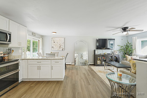 Homes for sale in Killingly, CT | 19 Thompson Pike, Killingly, CT 06241 | MLS# 24109797