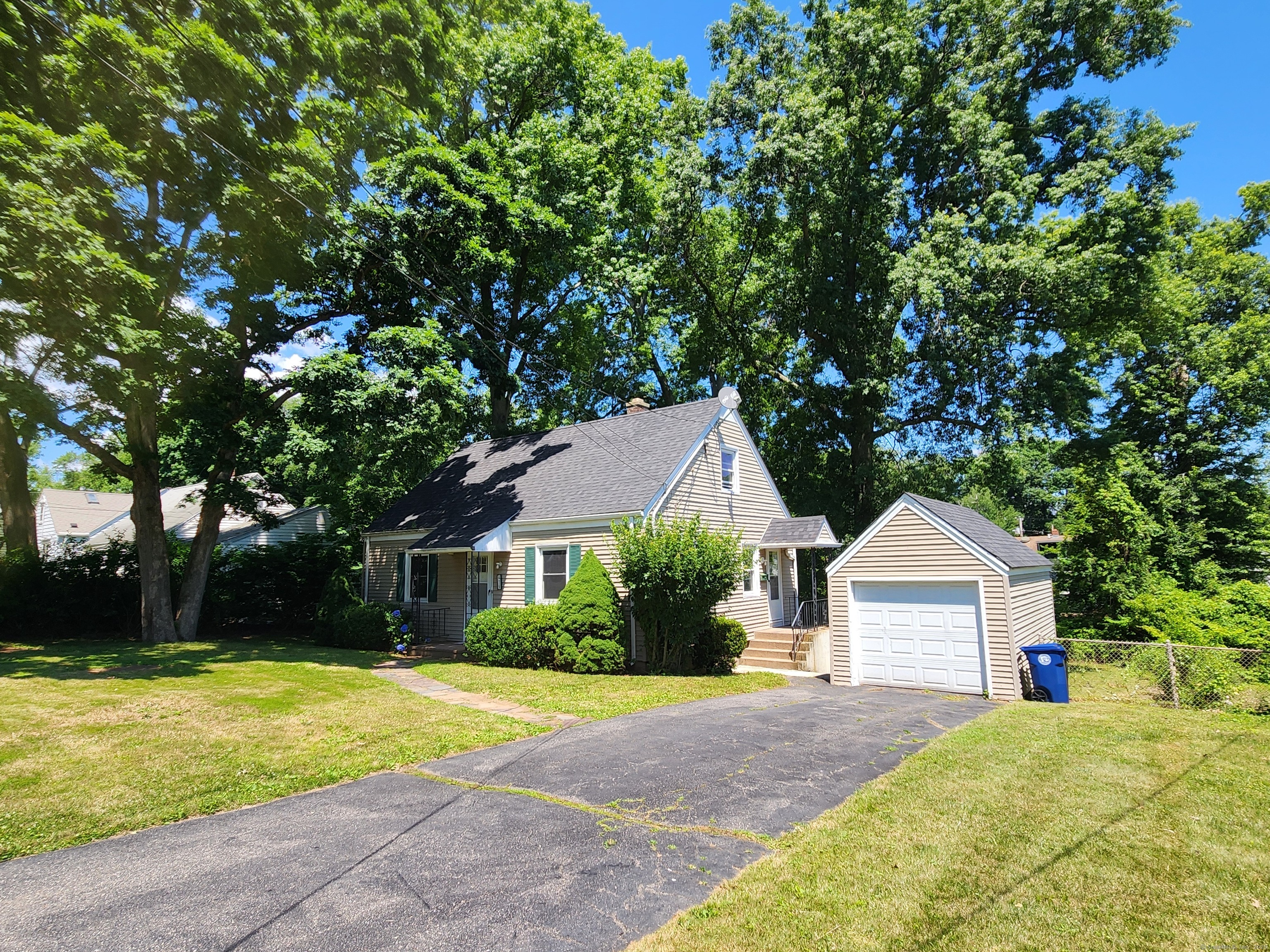 79 Honor, West Haven, 06516, 4 Bedrooms Bedrooms, ,1 BathroomBathrooms,Residential Rental,For Sale,Honor,24110948