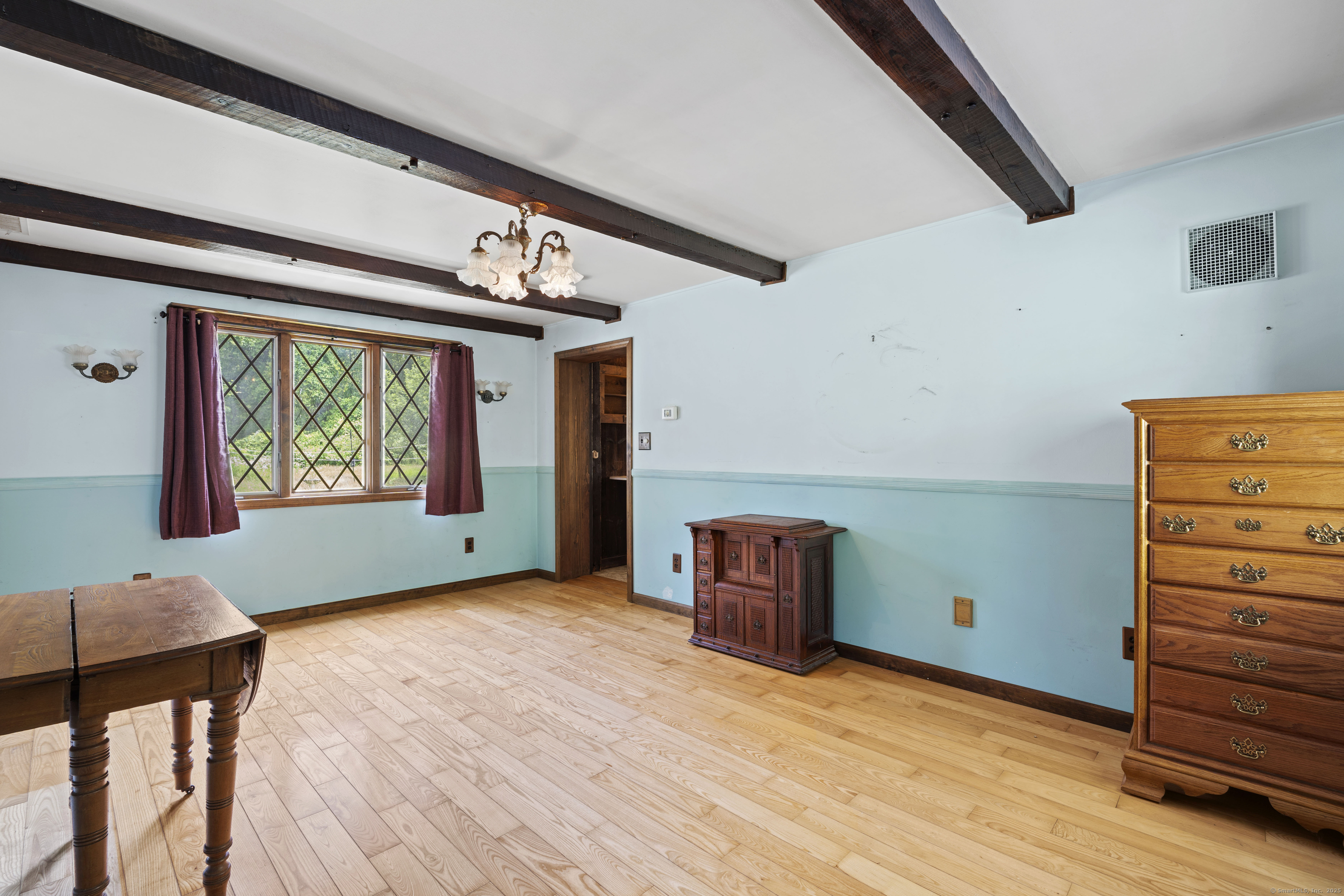 905 Meriden, Southington, 06489, 3 Bedrooms Bedrooms, ,2 BathroomsBathrooms,Single Family For Sale,For Sale,Meriden,24110082