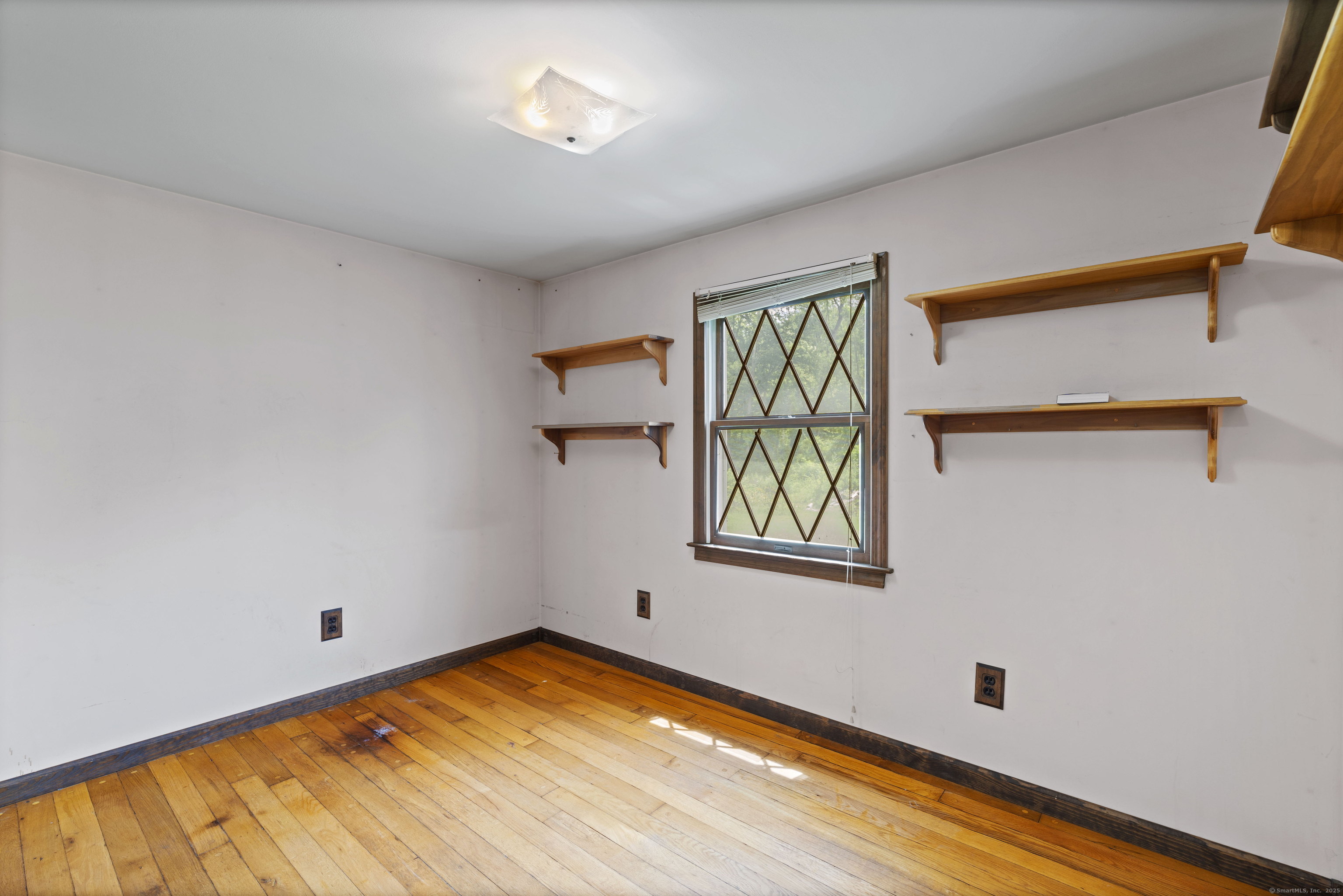 905 Meriden, Southington, 06489, 3 Bedrooms Bedrooms, ,2 BathroomsBathrooms,Single Family For Sale,For Sale,Meriden,24110082