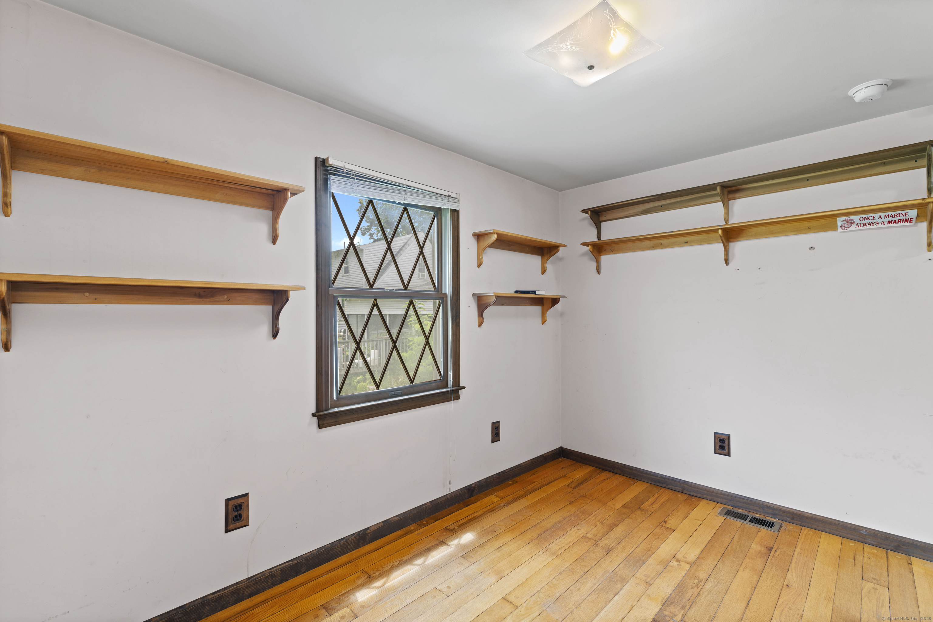 905 Meriden, Southington, 06489, 3 Bedrooms Bedrooms, ,2 BathroomsBathrooms,Single Family For Sale,For Sale,Meriden,24110082
