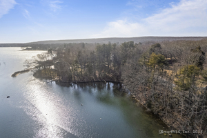 Homes for sale in Waterford, CT | 163 Oswegatchie Rd, Waterford, CT 06385 | MLS# 24110937