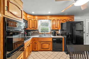 Homes for sale in Stratford, CT | 128 Auburn St, Stratford, CT 06614 | MLS# 24110977