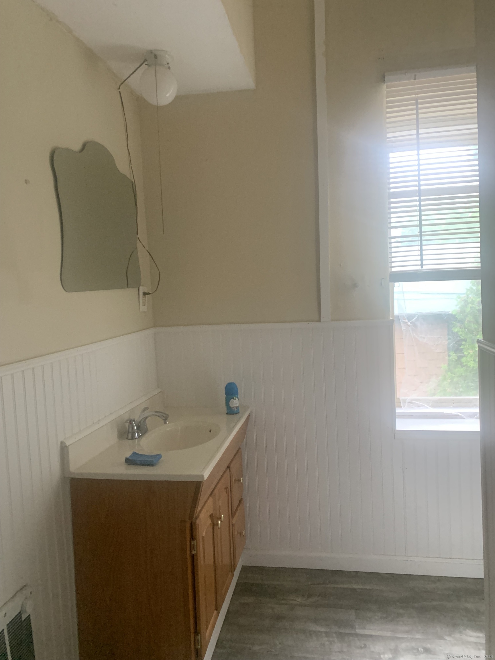 14 Turner, Windham, 06226, 3 Bedrooms Bedrooms, ,1 BathroomBathrooms,Residential Rental,For Sale,Turner,24111035