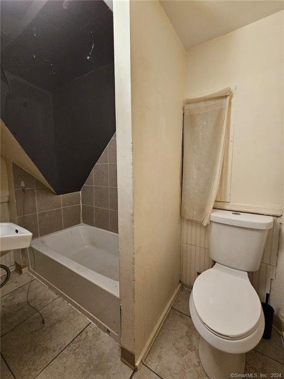 6 Frederick, Waterbury, 06710, 2 Bedrooms Bedrooms, ,1 BathroomBathrooms,Residential Rental,For Sale,Frederick,24111113