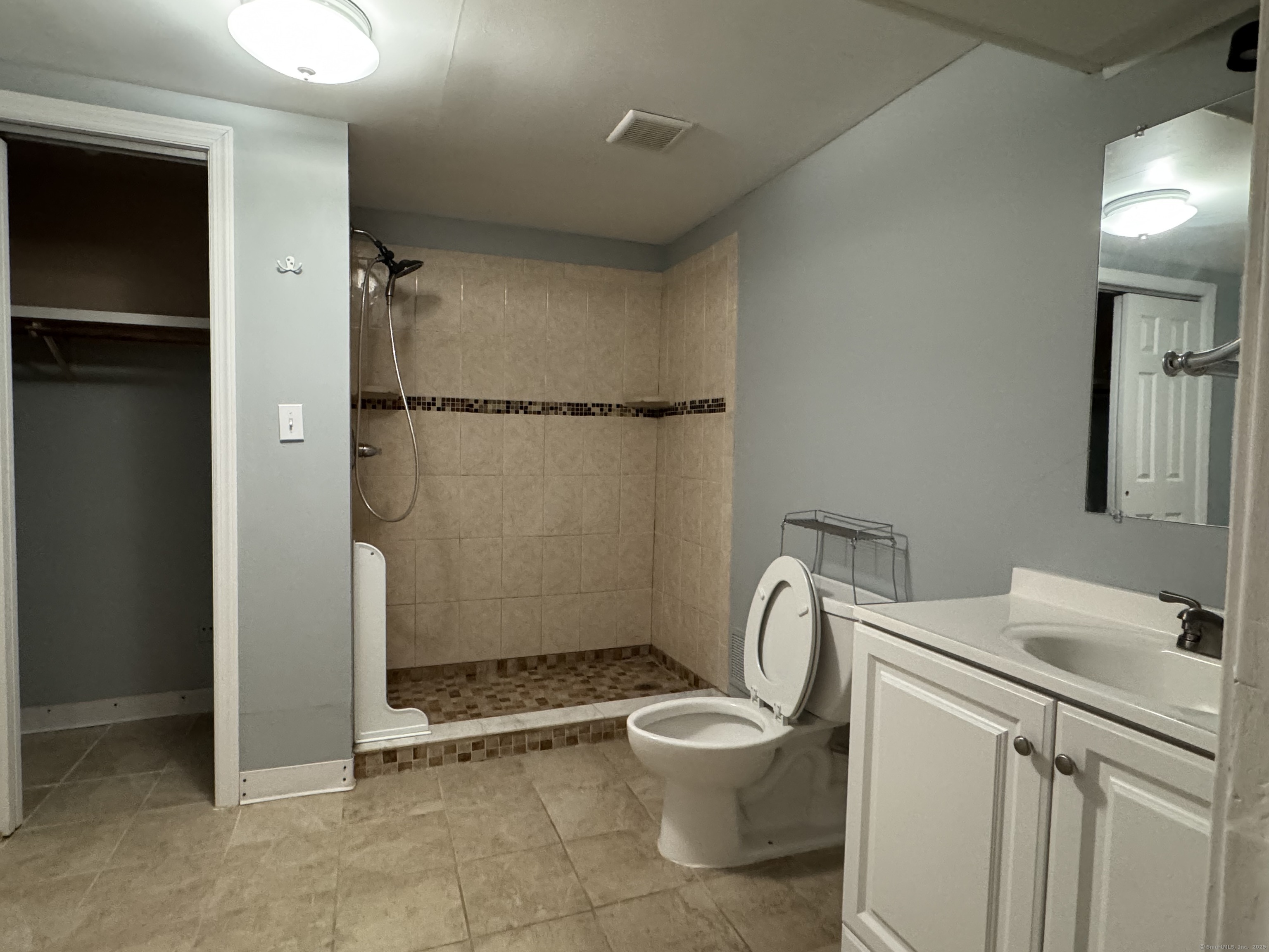 118 Pullen, Watertown, 06779, 1 Bedroom Bedrooms, ,1 BathroomBathrooms,Residential Rental,For Sale,Pullen,24111079
