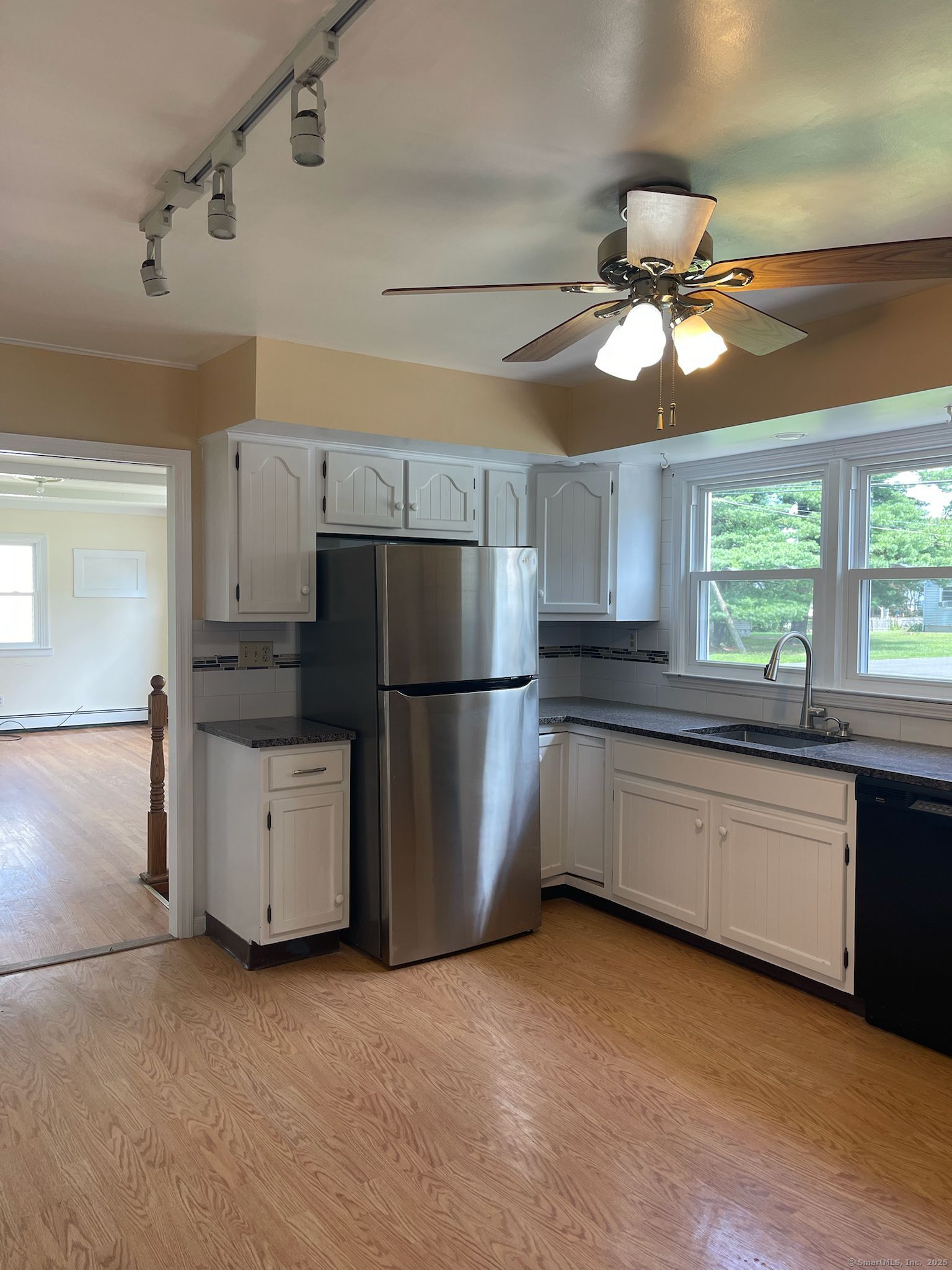 7 Maple Ridge, Danbury, 06811, 3 Bedrooms Bedrooms, ,2 BathroomsBathrooms,Residential Rental,For Sale,Maple Ridge,24110886