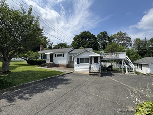 Homes for sale in New Fairfield, CT | 11 Knollcrest Rd, New Fairfield, CT 06812 | MLS# 24111319