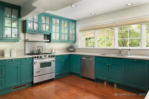 Homes for sale in Salisbury, CT | 16 Westmount Rd, Salisbury, CT 06068 | MLS# 24111073