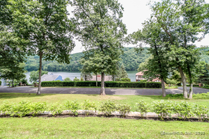 Homes for sale in Brookfield, CT | 21 Lillinonah Dr, Brookfield, CT 06804 | MLS# 24111254