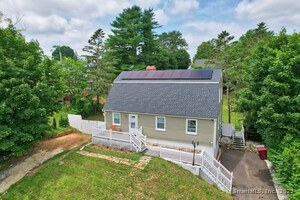 Homes for sale in Naugatuck, CT | 30 Warm Earth Rd, Naugatuck, CT 06770 | MLS# 24109917