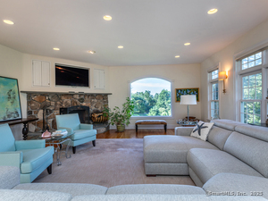 Homes for sale in Woodbury, CT | 35 Coach Light Dr, Woodbury, CT 06798 | MLS# 24110659