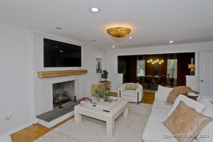 Homes for sale in Middletown, CT | 120 Scenic View Dr, Middletown, CT 06457 | MLS# 24111453