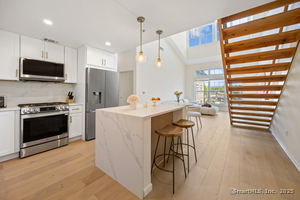 850 Main Street, Unit APT 520