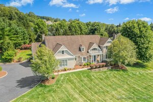 2 Wentworth Drive