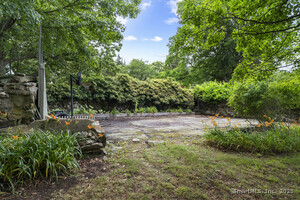 Homes for sale in North Stonington, CT | 55a Anna Farm Rd West, North Stonington, CT 06359 | MLS# 24102647