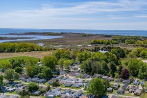 Homes for sale in Madison, CT | 92 Fourth Ave, Madison, CT 06443 | MLS# 24111456