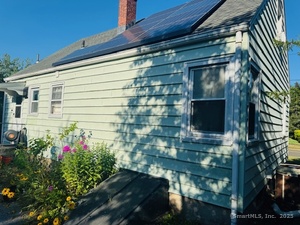 Homes for sale in Hamden, CT | 310 Fairview Ave, Hamden, CT 06514 | MLS# 24111769