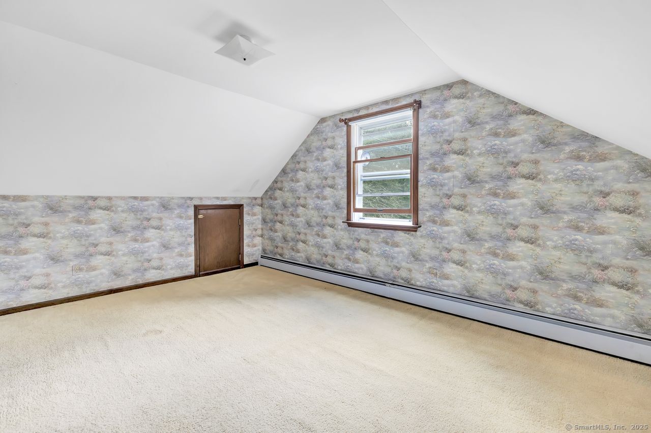 43-1/2 Willoughby, Shelton, 06484, 3 Bedrooms Bedrooms, ,1 BathroomBathrooms,Single Family For Sale,For Sale,Willoughby,170621655