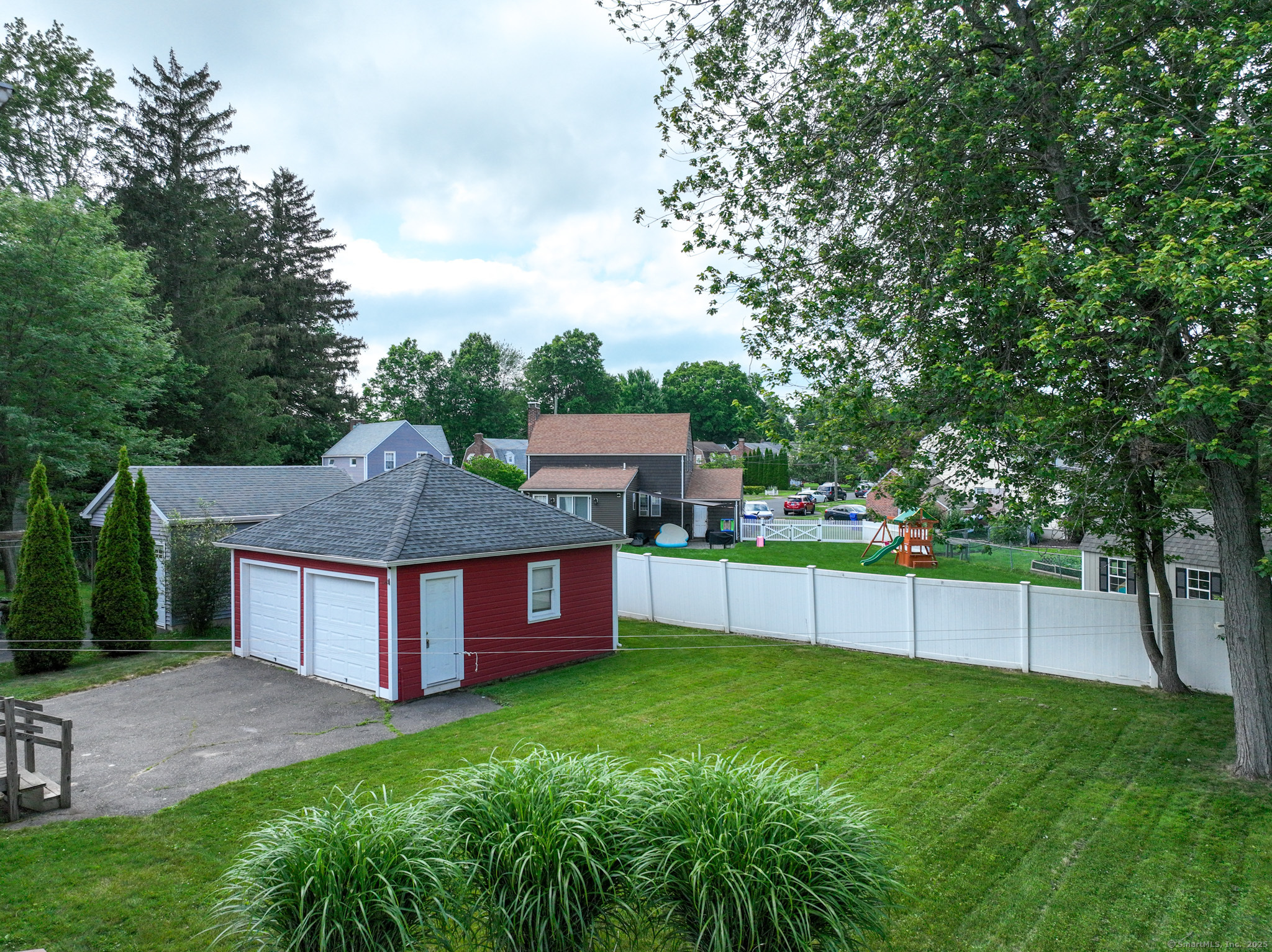 64 Garfield, Newington, 06111, 4 Bedrooms Bedrooms, 0 ,2 BathroomsBathrooms,Single Family For Sale,For Sale,Garfield,0,24112260