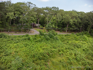 Homes for sale in Woodbridge, CT | 54 Northrop Rd, Woodbridge, CT 06525 | MLS# 24088605