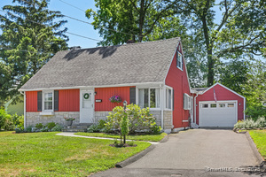 14 Daphne Drive