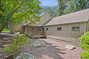 1016 Rock Rimmon Road