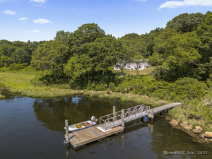 Homes for sale in Stonington, CT | 301 Osbrook Pt, Stonington, CT 06379 | MLS# 24098451