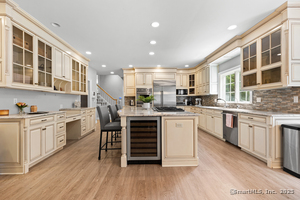 Homes for sale in Stamford, CT | 40 Wildwood Rd, Stamford, CT 06903 | MLS# 24111962