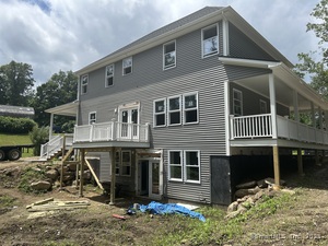 Homes for sale in Seymour, CT | 4 Mead Farm Rd, Seymour, CT 06483 | MLS# 24107383