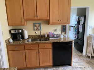 Homes for sale in Wethersfield, CT | 35 Stillwold Dr, Wethersfield, CT 06109 | MLS# 24112835