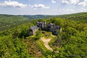 Homes for sale in Sharon, CT | 6 Claudia Ln, Sharon, CT 06069 | MLS# 24112761