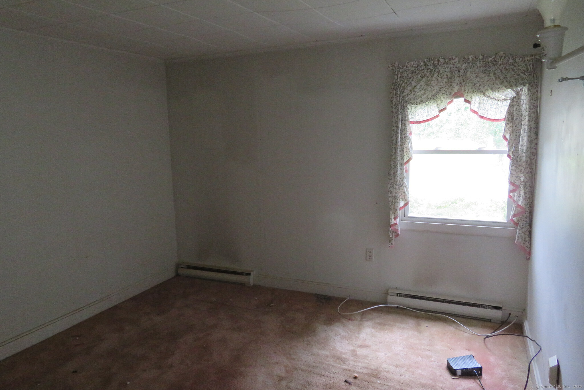 52 Chalker Beach, Old Saybrook, 06475, 3 Bedrooms Bedrooms, ,1 BathroomBathrooms,Single Family For Sale,For Sale,Chalker Beach,24108505